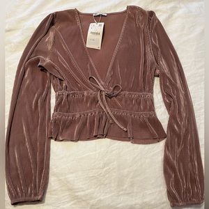 NWT Dusty Mauve Zara Top✨